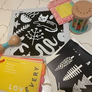 Lovevery The Charmer play kit 3-4 months